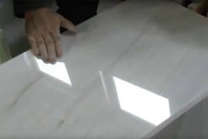 Verlegung von Wand- und Bodenplatten