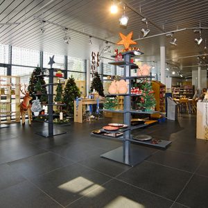 Natursteinplatten in öffentlichem Gebäude