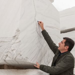 Verkauf & Handel mit Natursteinen direkt vom Steinbruch