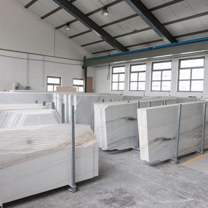 Lagerung der natursteine