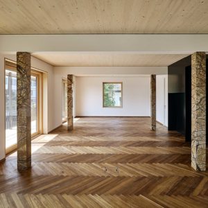 Hochwertige Wand- und Bodenbeläge auch in Parkett Optik